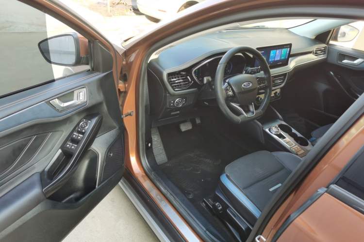 Used Ford Focus 2021 EcoBoost 180 Automatic Hunter Edition
