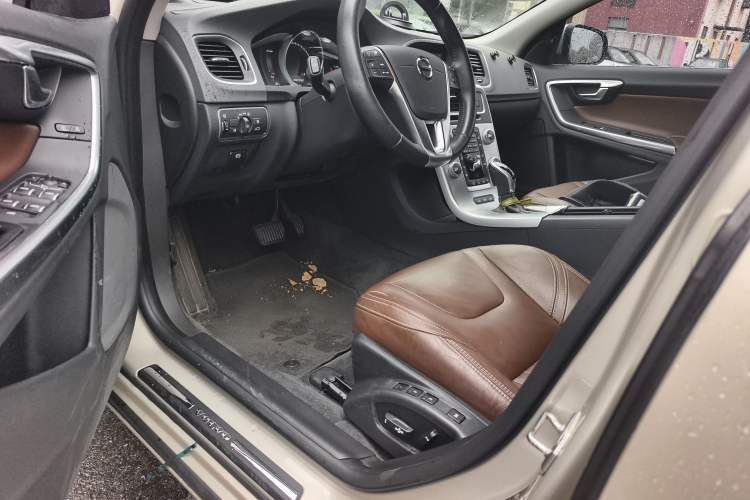 Used Volvo S60 New Energy 2018 S60L E-Drive Hybrid T6 Progressive Edition Driver Seat