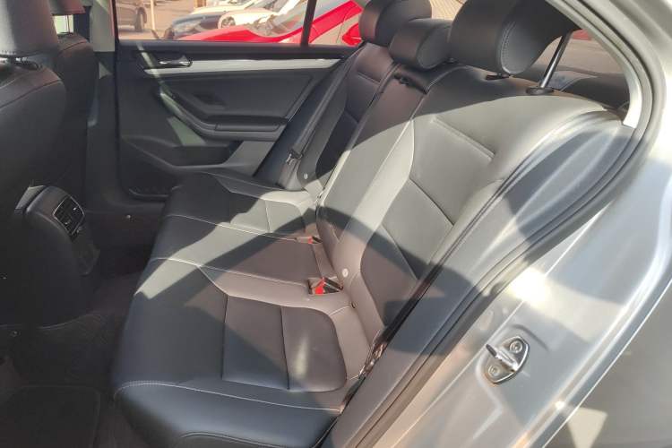 Used Volkswagen Sagitar 2016 230TSI 25th Anniversary Edition Left Rear Seat