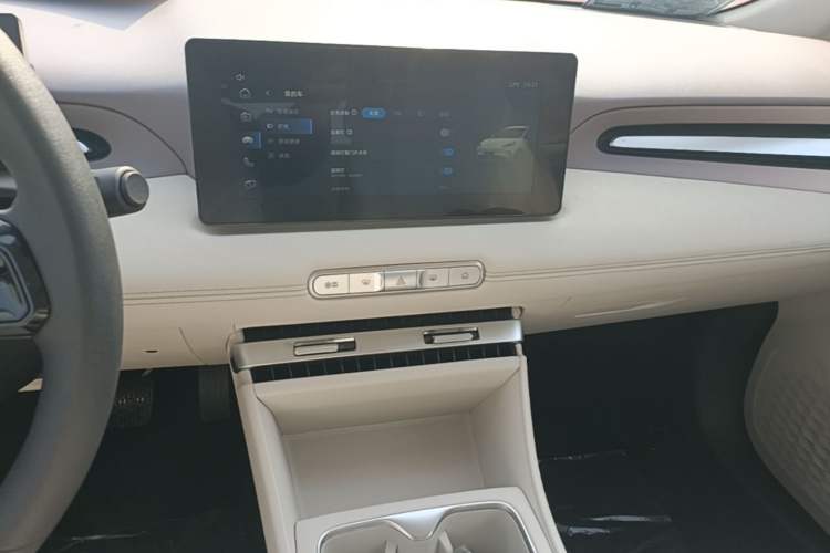 Used MG 4 EV 2026 Model 437 All-in-One Edition Audio And AC Panel