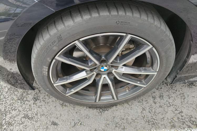 Used BMW 3 Series 2021 Facelifted 320Li M Sport Package Left Front Wheel Hub