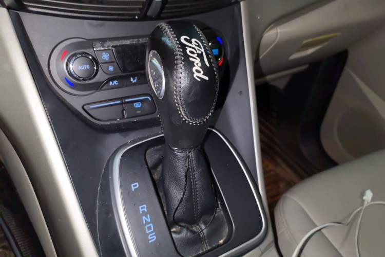 Used Ford Kuga 2013 2.0L GTDi Four-Wheel-Drive Elite Model
