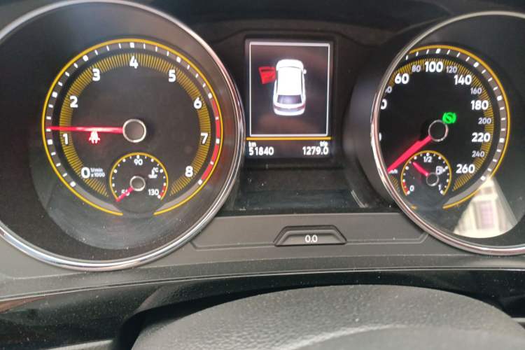 Used Volkswagen Tiguan L 2019 380TSI Automatic All-Wheel Drive Luxury Edition with 7 Seats China VI Standard