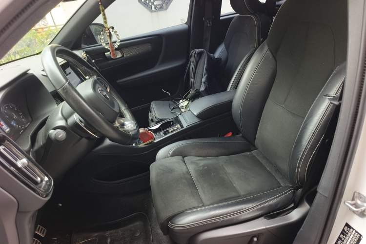 Used Volvo XC40 2020 T4 4x4 Smart Luxury Sport Edition
