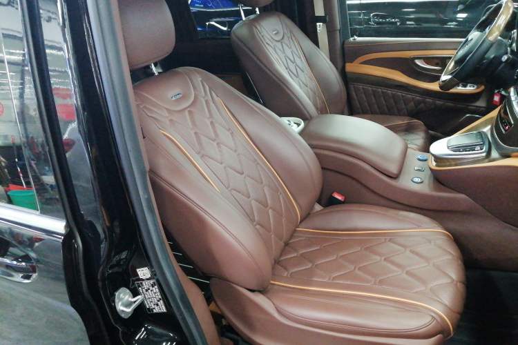 Used Mercedes-Benz V-Class 2020 V 260 L Long-wheelbase Luxury Edition