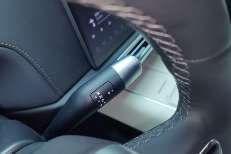 Used Li Auto L6 2024 Pro Model Gear Lever