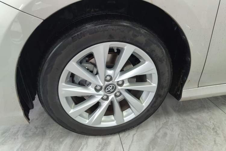 Used Toyota Camry 2021 2.0G Luxury Edition
