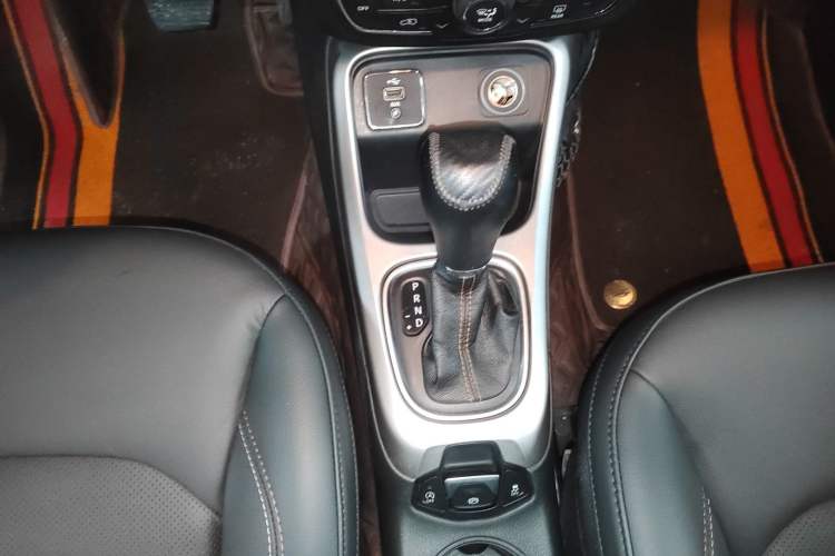 Used Jeep Compass 2017 200T Automatic Family Edition
