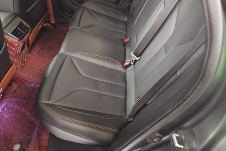 Used CHANGAN UNI-V 2024 1.5T High-Energy Version
