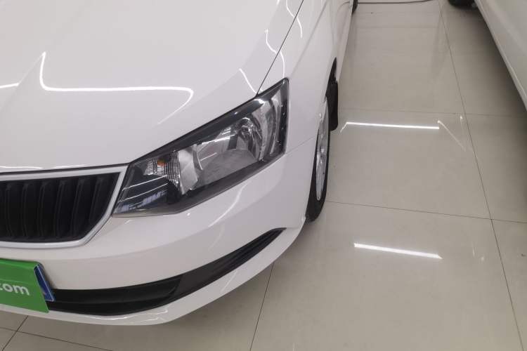 Used Skoda Fabia 2016 1.4L Automatic Car Enjoy Edition