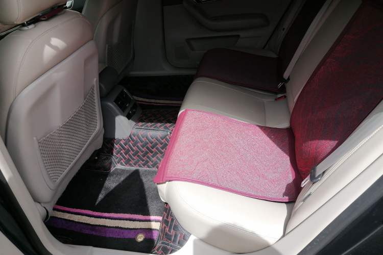 Used Audi A6L 2011 2.0 TFSI Automatic Standard Edition Left Rear Seat