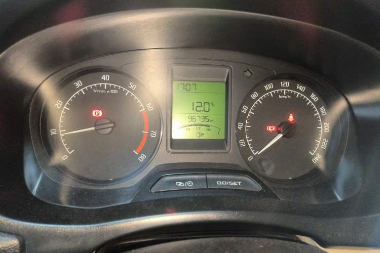 Used Skoda Fabia 2014 1.4L Manual Crystal Edition