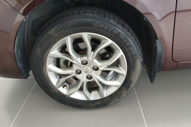 Used Geely Auto Vision 2018 1.5L Automatic Happiness Edition Left Front Wheel Hub