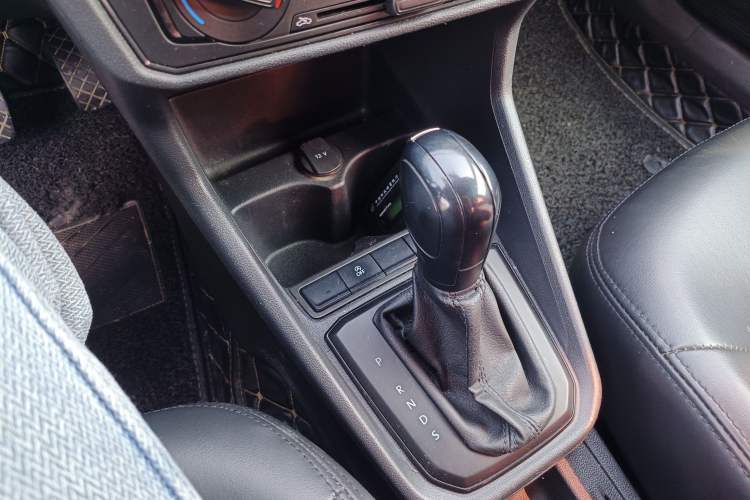 Used Volkswagen Santana 2018 1.5L Automatic Fashion Edition