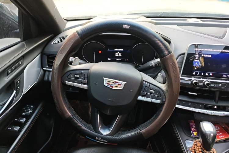 Used Cadillac CT4 2020 28T Elite Edition Steering Wheel