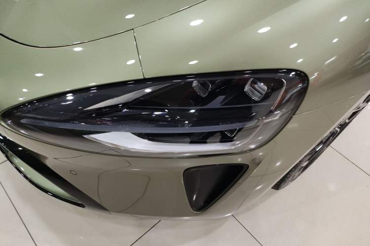 Used Xiaomi Auto SU7 2024 Four-Wheel Drive Ultra-Long Range Advanced Intelligent Driving Max Edition