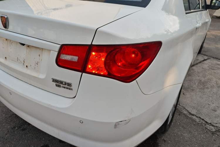 Used Roewe 350 2015 1.5L Manual Luxury Sunroof Edition
