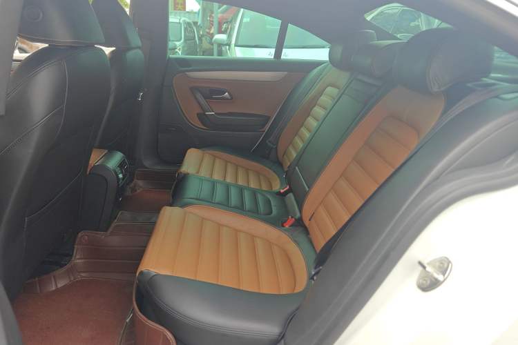 Used Volkswagen FAW-Volkswagen CC 2015 1.8TSI Luxury Model
