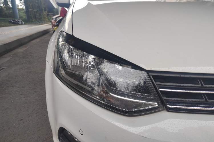 Used Volkswagen Polo 2014 1.6L Automatic Luxury Edition
