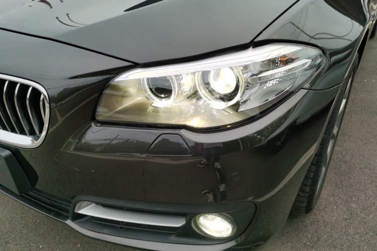 Used BMW 5 Series 2017 525Li Leading Model
