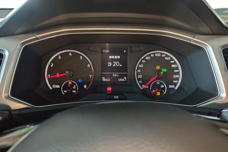 Used Volkswagen T-ROC 2019 280TSI DSG Two-Wheel Drive Advanced Version China VI Standard Instrument Cluster