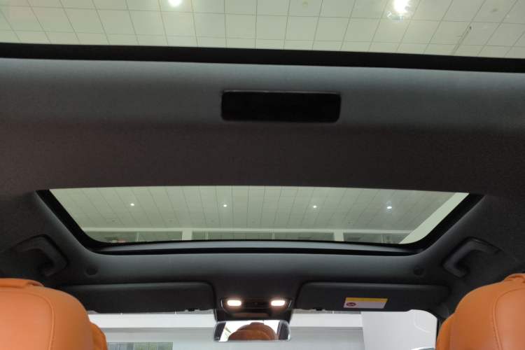 Used Li Auto L7 2023 Air model Headliner