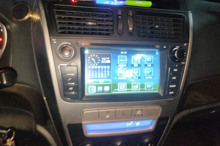 Used Geely Auto GX7 2013 1.8L Manual Elite Model
