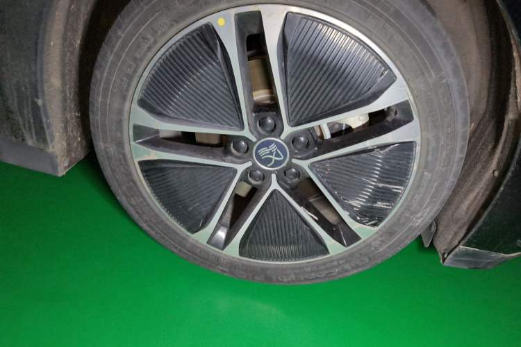 Used BYD Han 2023 EV Champion Edition 605KM Front-Drive Premium Model