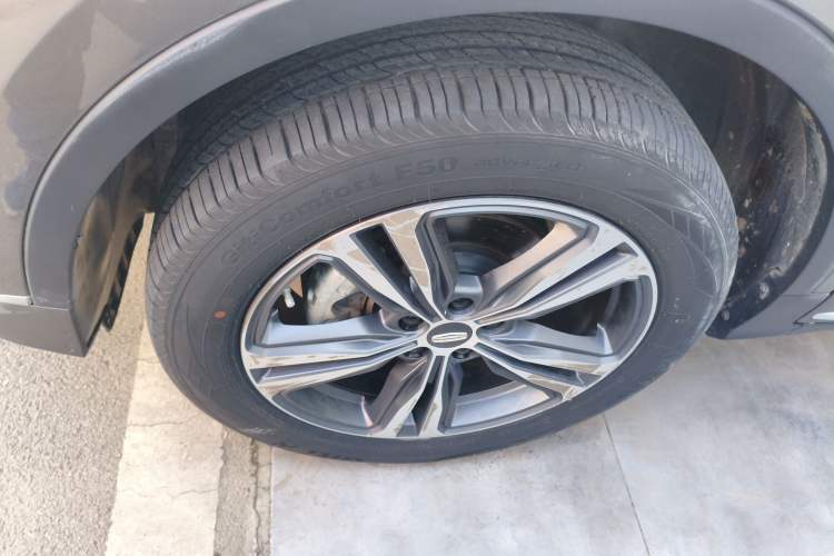 Used Geely Auto Emgrand X7 Sport 2022 1.8TD DCT Zhiya Trim