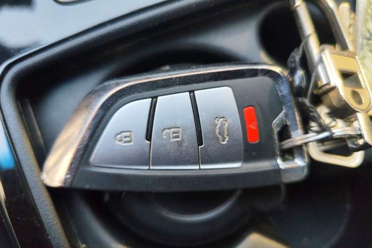 Used Hyundai Mistra 2014 1.8L Automatic Smart GLS
