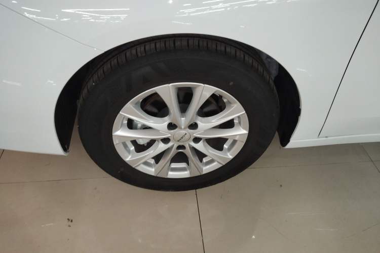 Used Roewe i5 2023 1.5L CVT Luxury Edition
