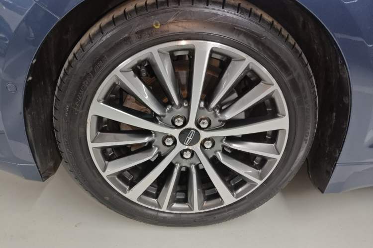 Used Lincoln MKZ 2019 2.0T Luxury Edition China VI Standard Left Front Wheel Hub
