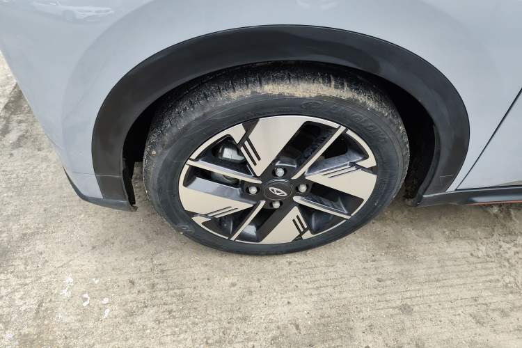 Used Chery New Energy Boundless Pro 2022 301km "Divine Beast" Version with Lithium Iron Phosphate