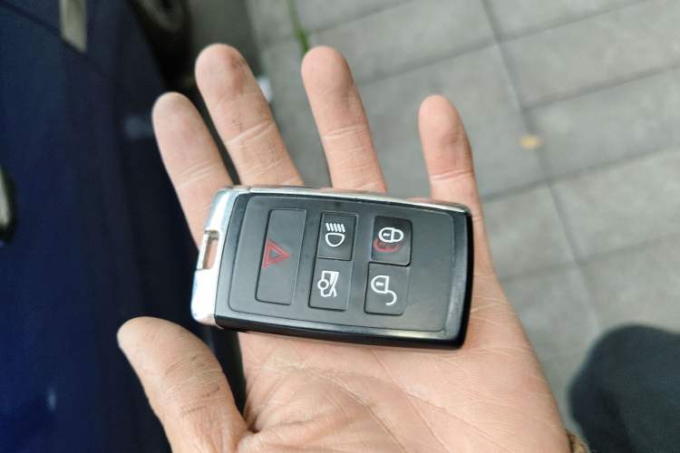 Used Jaguar XEL 2020 2.0T 200 PS R-DYNAMIC S Advanced Sport Edition
