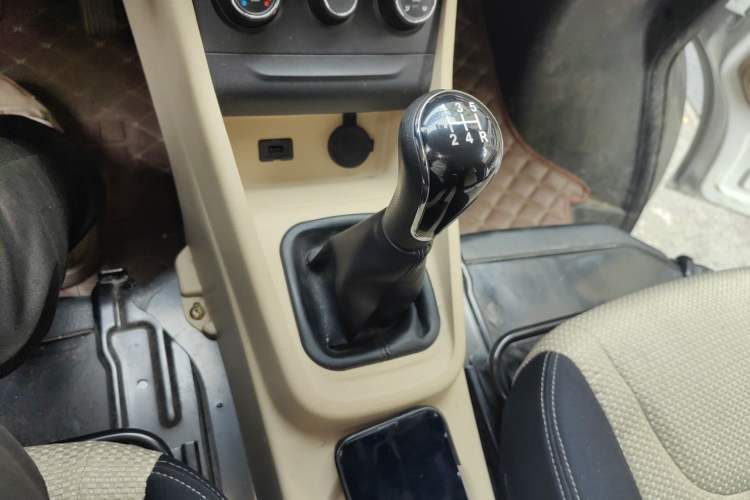 Used CHANGAN KUAYUE Xing V5 2022 1.5L Luxury 5-7 Seater Passenger Vehicle JL473QH Gear Lever