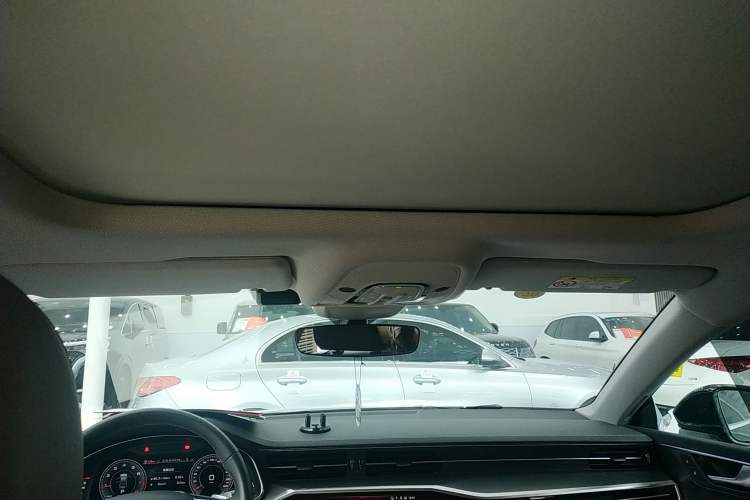 Used Audi A7L 2024 45TFSI S-line Dream-Building Edition Flow Crystal Package