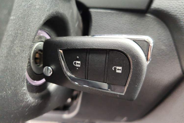 Used Toyota RAV4 2023 2.0L CVT Two-Wheel Drive Urban Edition
