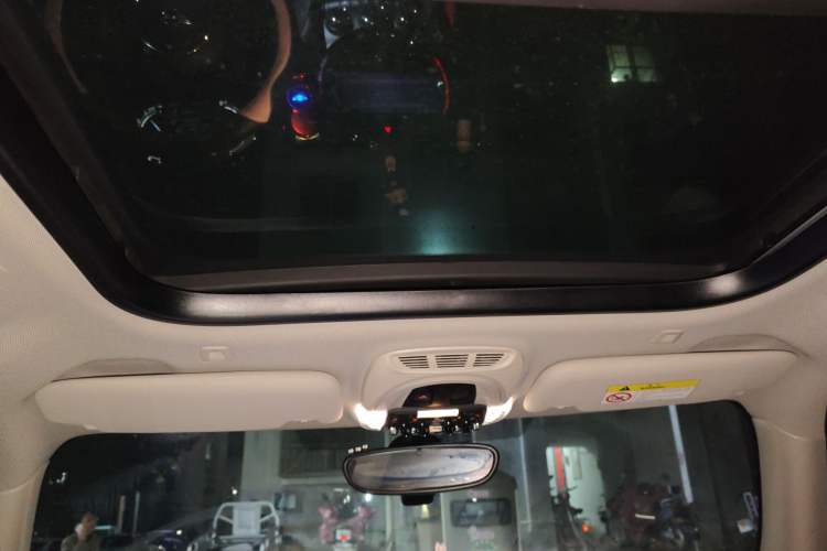 Used MINI MINI 2023 1.5T COOPER Artist