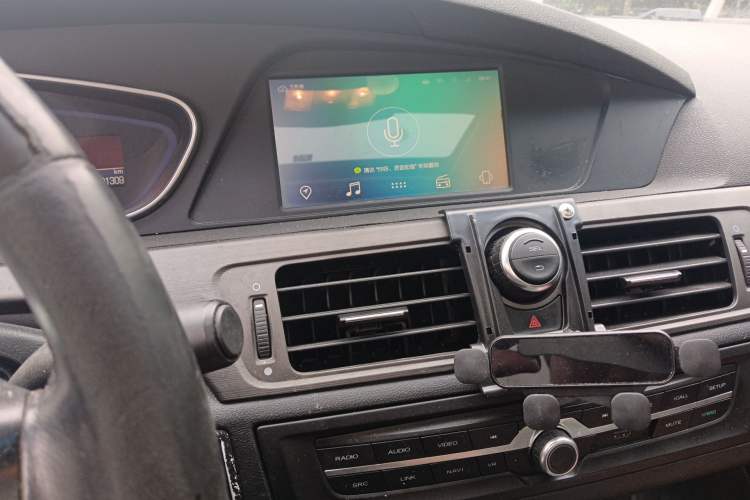 Used Roewe e550 2016 Deluxe Edition
