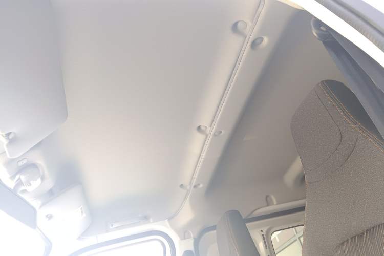 Used Karry Jiangtun E5 2024 268 km Range Open-Window 6-Seater Version
