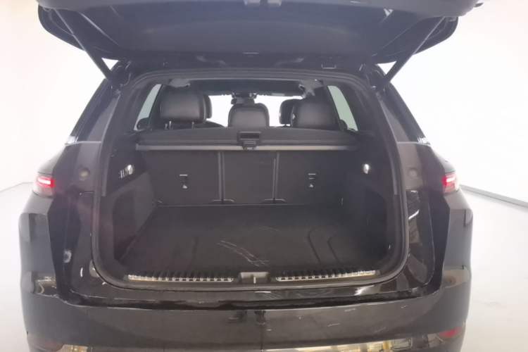 Used Li Auto L7 2024 Pro Model Trunk