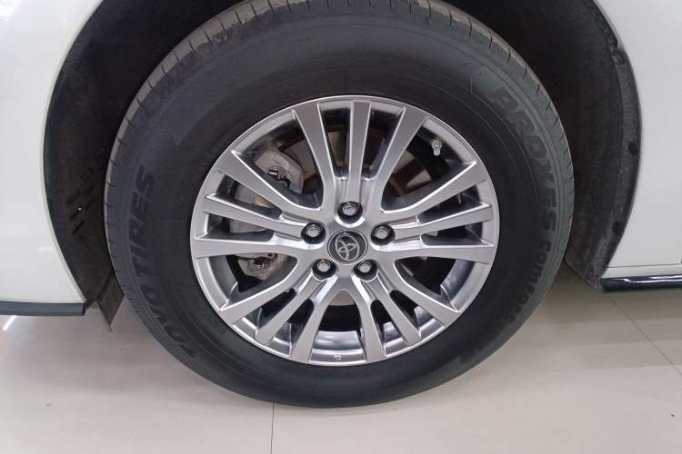 Used Toyota SIENNA 2021 2.5L Hybrid Premium Edition