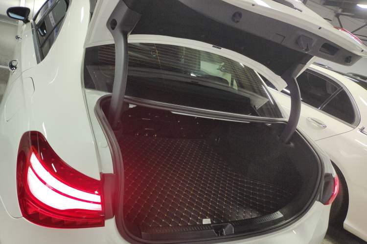 Used Mercedes-Benz A-Class 2024 Updated A 200 L Fashion Version