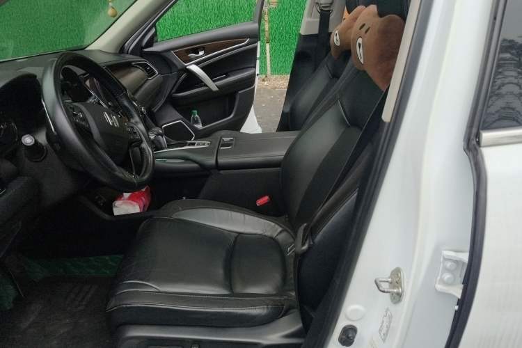 Used Honda Avancier 2017 240TURBO Two-Wheel Drive Premium Edition Left Front Seat