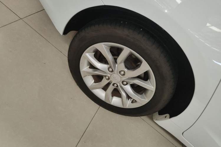 Used Geely Auto Emgrand GL 2017 1.3T Manual Elite Model
