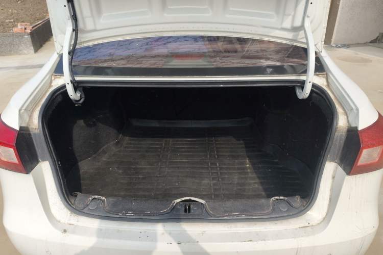 Used Roewe 360 2015 1.5L Automatic Luxury Edition