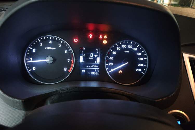 Used Hyundai ix25 2015 1.6L Automatic Two-Wheel Drive Smart GLS Trim
