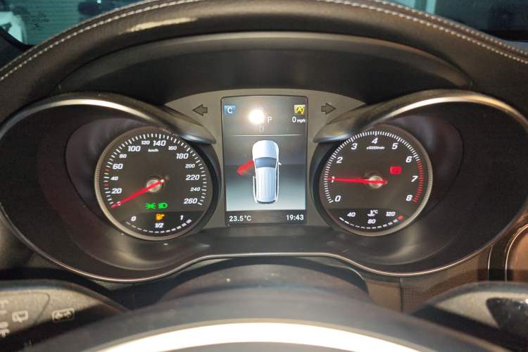 Used Mercedes-Benz GLC 2019 GLC 300 L 4MATIC Dynamic Model
