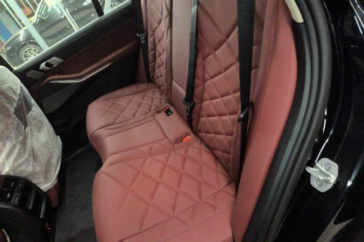 Used BMW X5 2025 Model, xDrive 30Li Prestige M Sport Night Package
