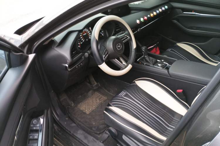 Used Mazda 3 Axela 2023 2.0L Automatic ZhiXuan Edition